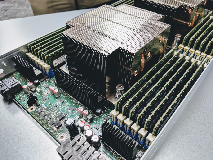 Platinum 9282 - 56 mag / 112 szál, 400 W RDP?