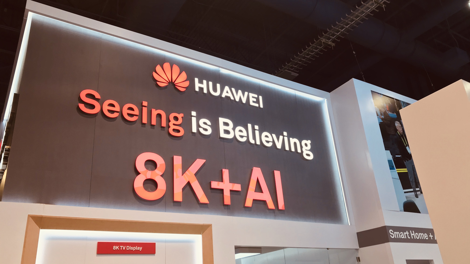 Huawei 8K okostvk 5G kapcsolattal!