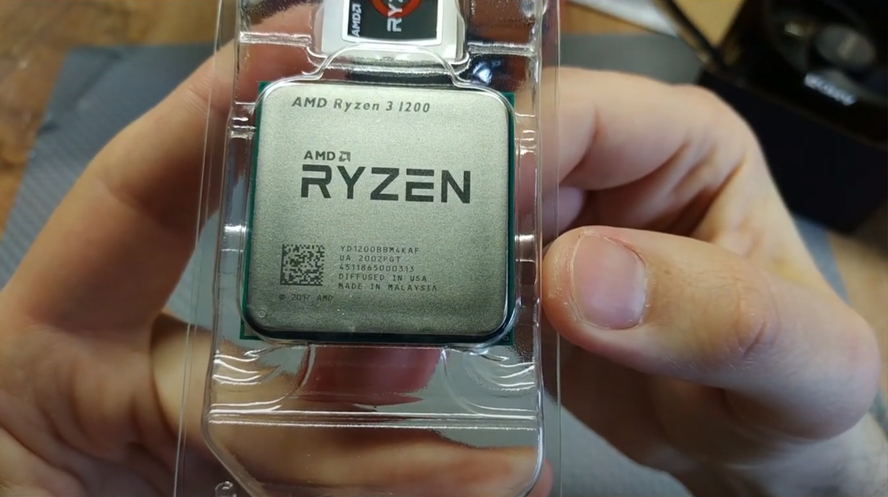 Ryzen 3 1200AF, 4 Zen+ maggal
