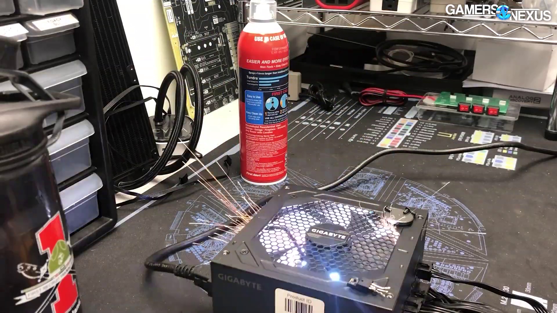 Mínusz egy táp, mínusz egy RTX 3080. (GamersNexus)