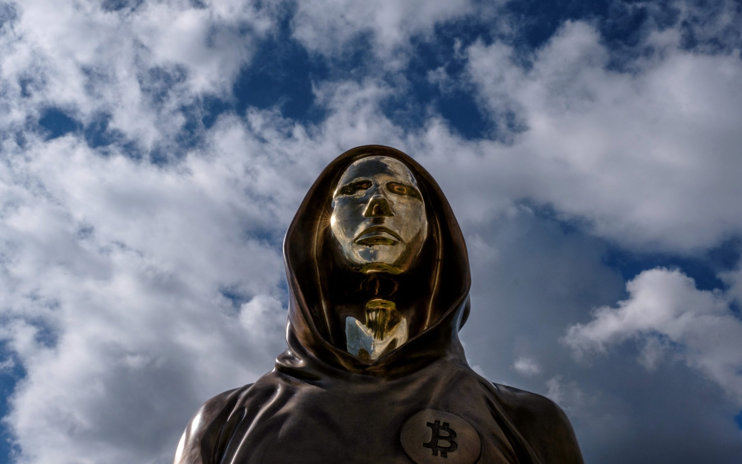 A rejtélyes Satoshi Nakamoto itt Magyarországon kapott mellszobrot. (Kép: telegraph.co.uk)