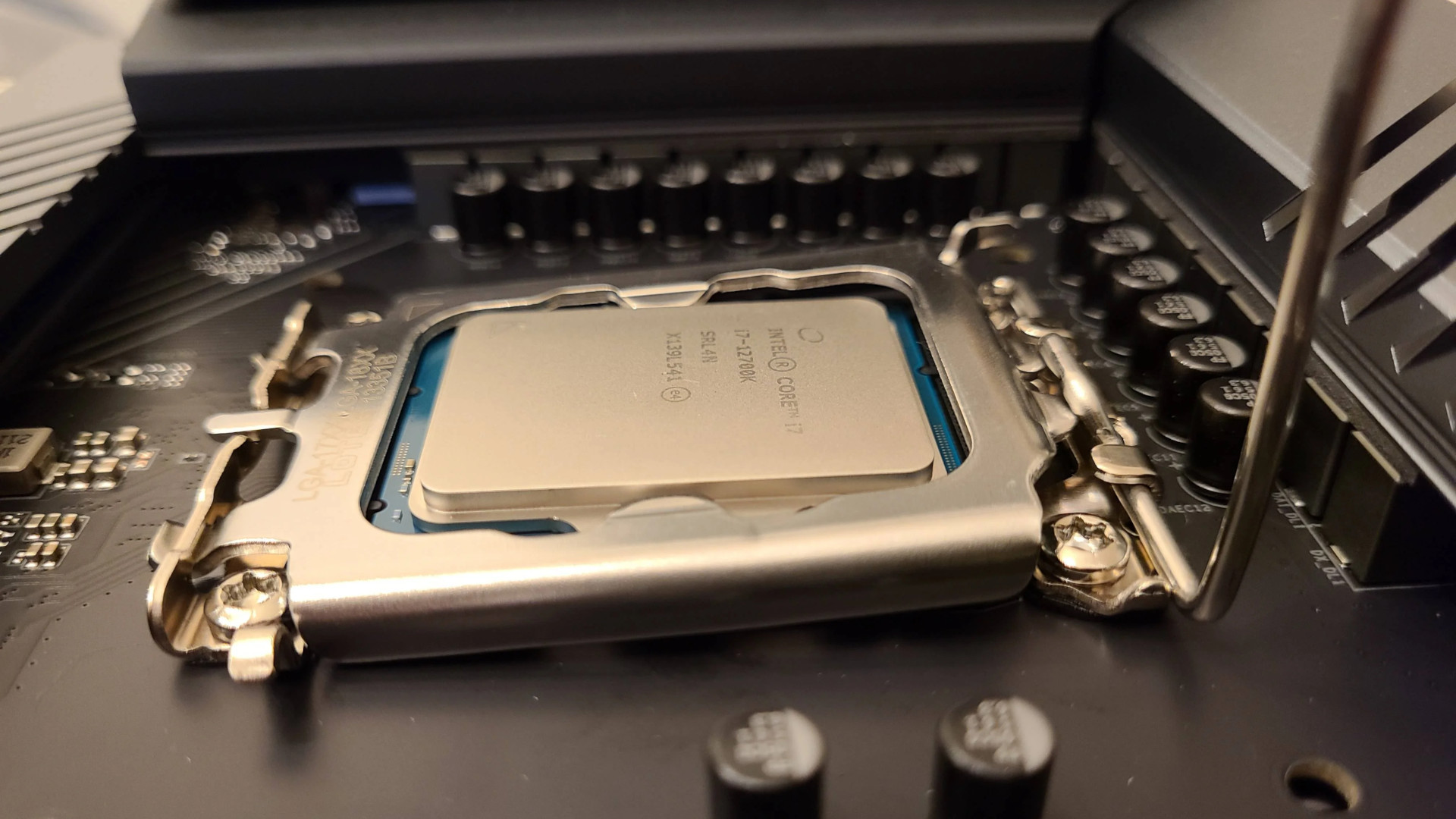 Az Intel válasza nem biztos, hogy minden vásárlót megnyugtat majd. (Kép: Reddit)