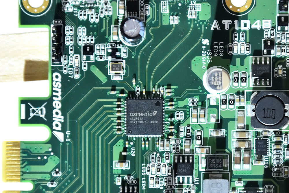 20 Gbps sávszélesség, akár 2.5 GB/s adatátvitel