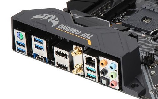 Type-C, WIFI, DisplayPort, és így tovább