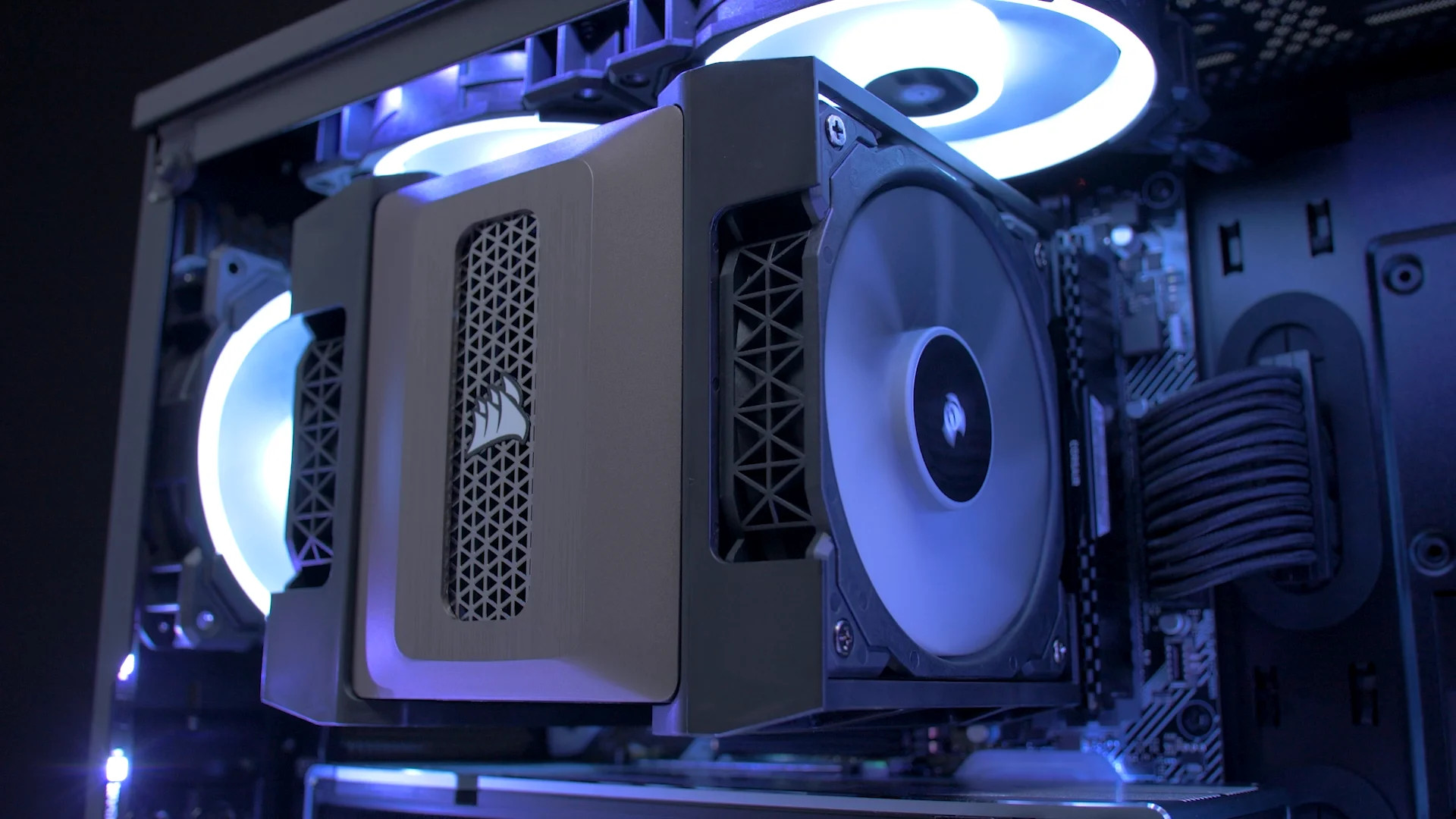 Egyszerû, RGB mentes dizájn