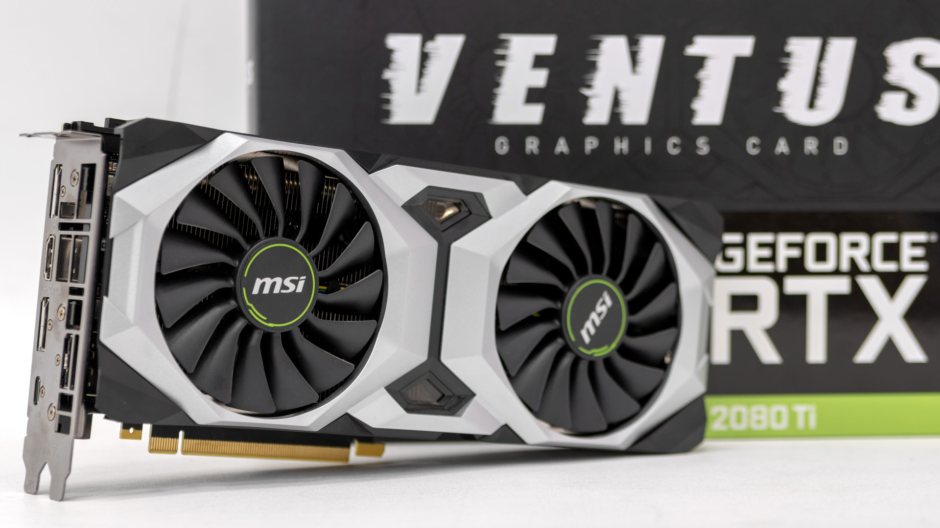 Nagyágyú egy komplett PC áráért