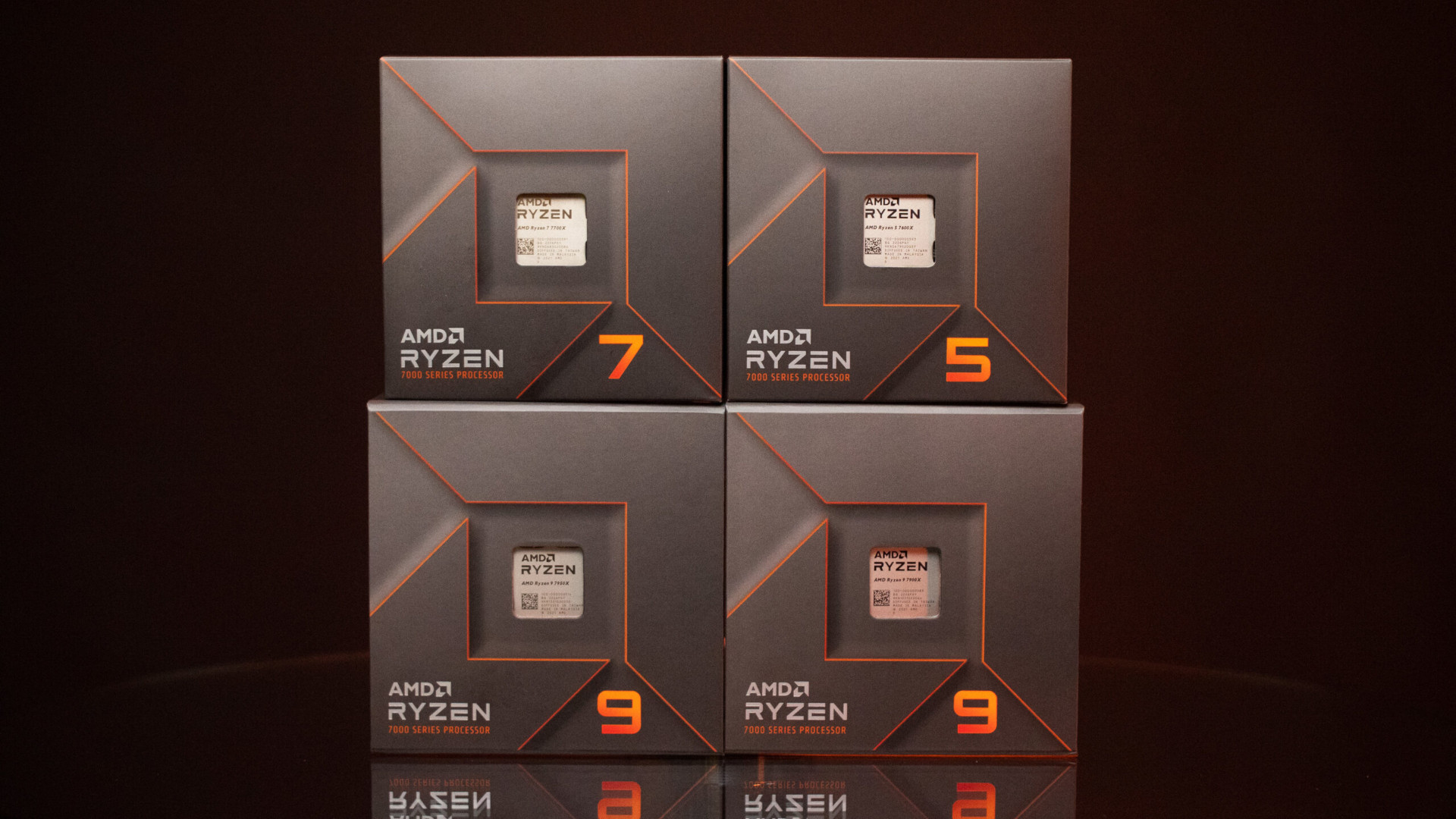 Hivatalosan is elrajtoltak a Zen 4 CPU-k!