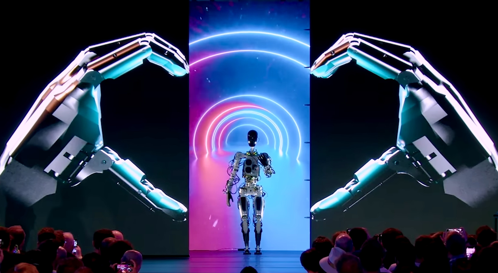 Tényleg halad a humanoid robot fejlesztése.